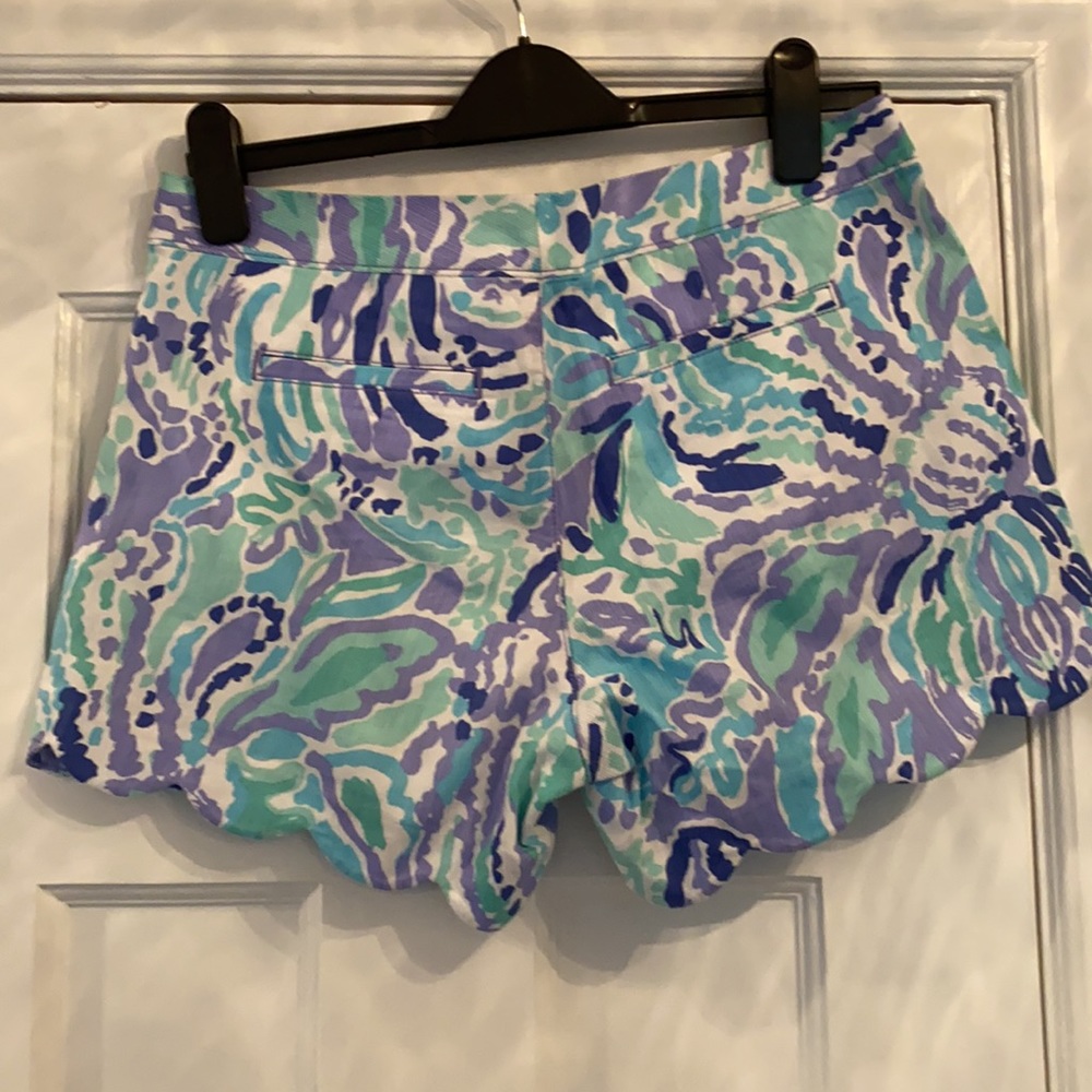 Lilly Pulitzer Buttercup Short - Picture 3 of 4